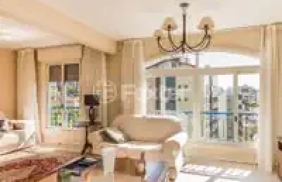 Vende-se: lindo apartamento de 109m² na rua anita garibaldi.