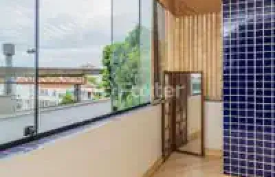Vende-se: cobertura com 135m² de área privativa na rua dona alice, petrópolis.