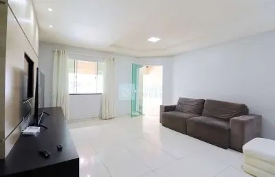 Casa com 3 quartos à venda no fortaleza alta, blumenau  por r$ 599.000