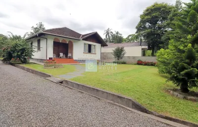 Casa com 4 quartos à venda no itoupava seca, blumenau  por r$ 1.500.000