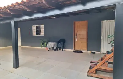 Casa em condomínio fechado com 3 quartos à venda na Rua da Amora, 111, Pacaembu, Uberlândia