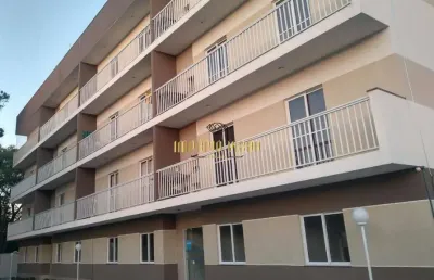 Apartamento à venda com 2 dormitórios com planejado no condômino canto das aguas em poá-sp