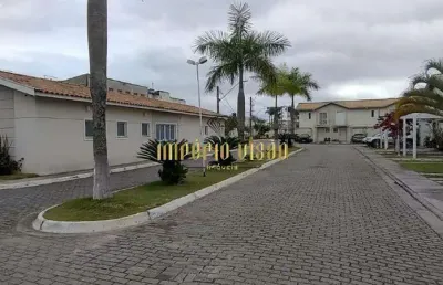 Sobrado no condomínio villagio florida com 3 dormitórios, sendo 1 suíte na região central de suzano-sp