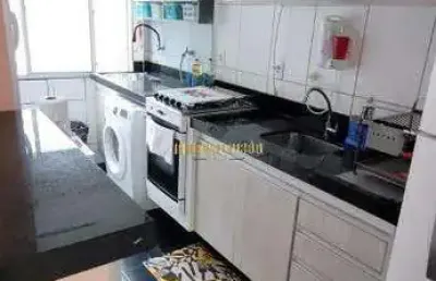 Apartamento térreo no condomínio parque solene, no vila urupês em suzano -sp