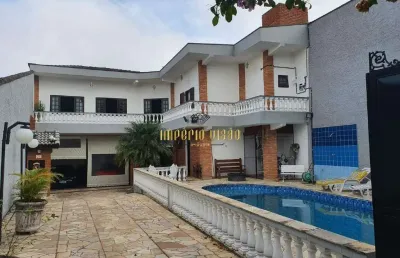 Sobrado à venda com 4 dormitórios, sendo 2 suítes, churrasqueira, bar molhado, jacuzzi e pisicna no bairro vila mogi moderno - mogi das cruzes -sp