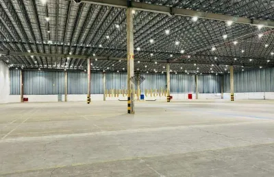 Galpão , armazém novo 13.000m² para locação de condomínio fechado no bairro vila noêmia - mauá - sp,piso industrial de alta capacidade.