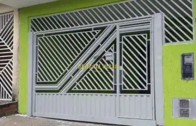 Casa à venda com 2 dormitórios e 1 vaga de garagem no bairro vila fátima - suzano-sp