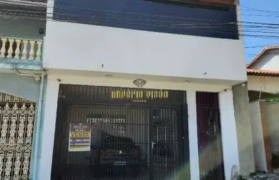 Sobrado à venda com 3 dormitórios e 2 vagas de garagem cobertas - aceita financiamento - jardim carlos cooper - suzano-sp