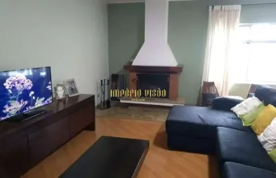 Casa à venda com 3 dormitórios, sendo 1 suíte, lareira e churrasqueira na santa luzia - ribeirão pires-sp