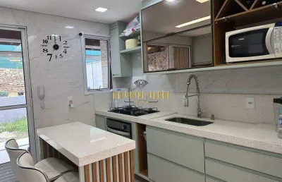 Sobrado mobiliado à venda com 3 dormitórios, sendo 1 suíte e churrasqueira no condomínio residencial casatech - suzano - sp