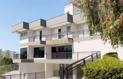 Casa de alto padrão à venda com 4 dormitórios, sendo 2 suítes, piscina e área gourmet no condomínio arujazinho iii - arujá-sp