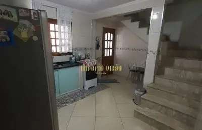 Sobrado com 3 dormitórios à venda no bairro vila júlia - poá-sp