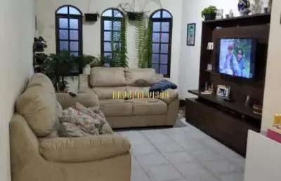 Sobrado à venda com 2 dormitórios no bairro jardim saúde - suzano-sp