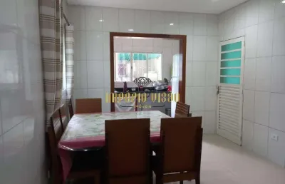 Sobrado à venda com 3 dormitórios, sendo 1 suíte no bairro jardim quaresmeira - suzano - sp