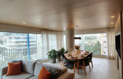 193m² com 3 suítes + 3 vagas + depósito privativo