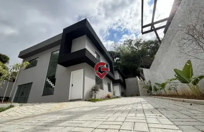 Casa condomínio exclusivo na freguesia – 150m², 4q (3 suítes), alto padrão!