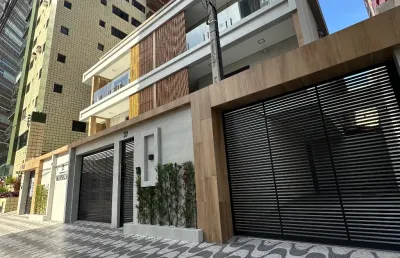 Sobrado triplex com 2 suítes 80 m² 1 vaga de garagem – fino acabamento – praia grande/sp