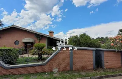 Uma verdadeira chacará com uma casa muito aconchegante dentro da cidade , localizaçao privilegiada - r$ 2.200.000,00 -  1.581,00 m/2