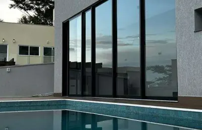 Casa em condomínio fechado com 3 quartos à venda na Rua Pm-6, Residencial Parque Mendanha, Goiânia