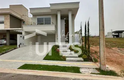 Casa em condomínio fechado com 4 quartos à venda na Senador Canedo, Setor Central, Senador Canedo