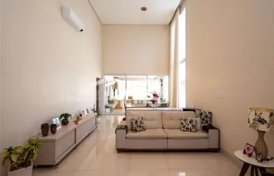 Casa em condomínio fechado com 4 quartos à venda na Rua GGC32, Residencial Goiânia Golfe Clube, Goiânia