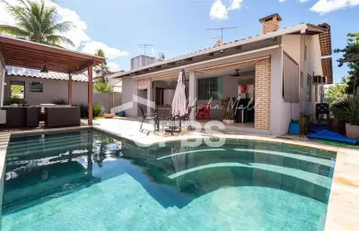 Casa em condomínio fechado com 4 quartos à venda na Rua SB 1, Loteamento Portal do Sol I, Goiânia