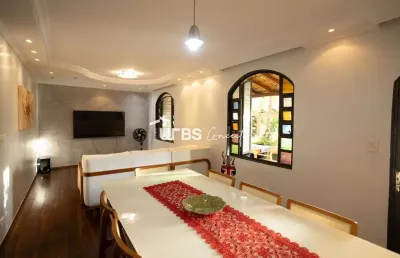 Sobrado 4 quartos em condomínio com piscina - setor bueno