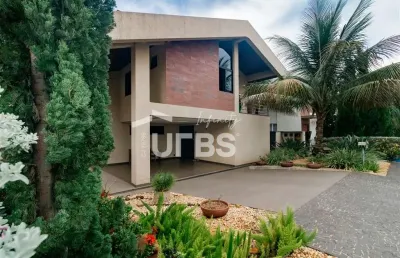 Casa em condomínio fechado com 4 quartos à venda na Rua dos Ipês, Jardins Valência, Goiânia