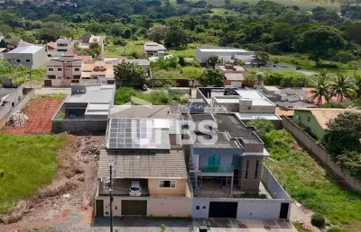 Casa com 3 quartos à venda na Rua Recanto dos Buritis, Residencial Recanto dos Buritis, Goiânia