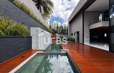 Alphaville ipês - casa de condomínio 4 quartos, sendo 4 suítes
