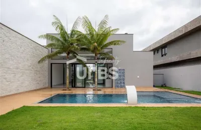 Casa em condomínio fechado com 5 quartos à venda na Rua GGC25, Residencial Goiânia Golfe Clube, Goiânia