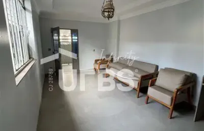 Casa com 5 quartos à venda na Rua 25, Setor Marista, Goiânia