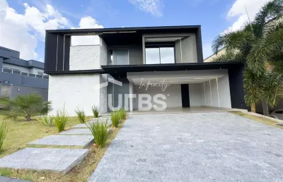 Casa em condomínio fechado com 4 quartos à venda na Rua PM 10, Residencial Parque Mendanha, Goiânia