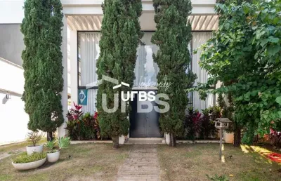 Casa em condomínio fechado com 5 quartos à venda na Rua SB 37, Loteamento Portal do Sol II, Goiânia