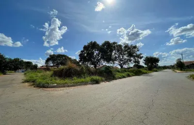 Terreno à venda na Rua Malacacheta, Vila Oliveira, Aparecida de Goiânia