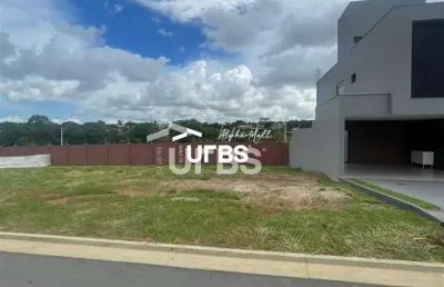 Terreno à venda na Rua Doutor Joaquim Taveira, Vila Rosa, Goiânia