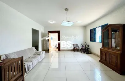 Casa com 4 quartos à venda na Rua 1004, Setor Pedro Ludovico, Goiânia