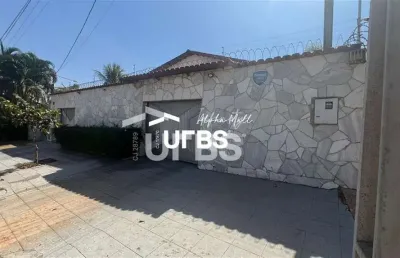 Casa com 4 quartos à venda na Rua 25, Jardim Goiás, Goiânia