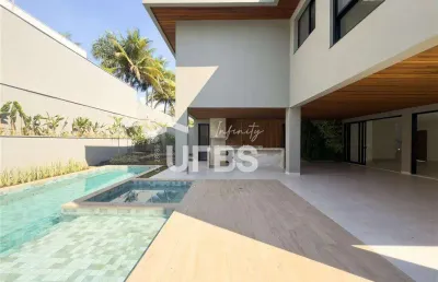 Casa com 5 quartos à venda na Rua Pau Brasil, Residencial Alphaville Flamboyant, Goiânia