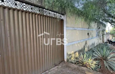 Casa com 3 quartos à venda na Rua FL20, Parque das Flores, Goiânia