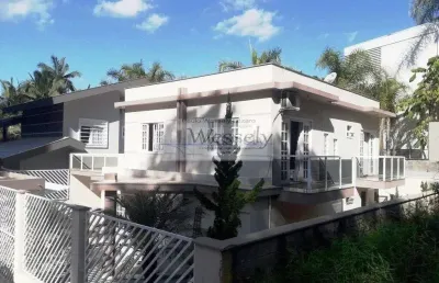 Casa com 4 quartos à venda no São Luiz, Brusque 