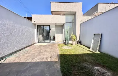 Casa com 2 quartos à venda na Rua dos Bacuris, Setor Ponta Kayana, Trindade