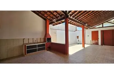 Excelente casa de vila para venda em esplanada primo meneghetti com 3 quartos, sendo 1 suíte, 174m²