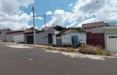Versátil casa de vila para venda em jardim palma com 2 quartos, 78m²