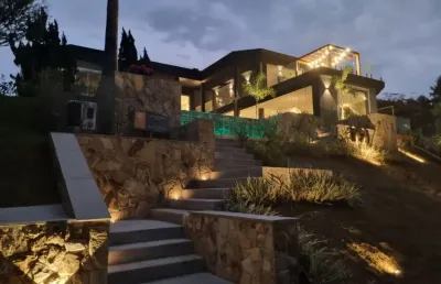 Tamboré, casa projetada, novinha, exclusiva, mobiliada, 780 m2, 6 suítes
