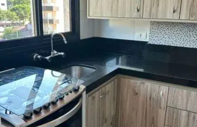 Apartamento semimobiliado com 2 quartos no centro de são josé dos pinhais
