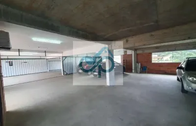 Barracão / Galpão / Depósito para alugar no Nogueira, Petrópolis 