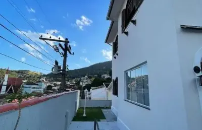 Casa com 4 quartos à venda no Mosela, Petrópolis 