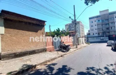 Casa com 2 quartos à venda na Rua Major Senocrit, Inconfidentes, Contagem