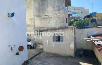 Casa com 2 quartos para alugar na Avenida Pedro Olímpio da Fonseca, Santa Cruz Industrial, Contagem